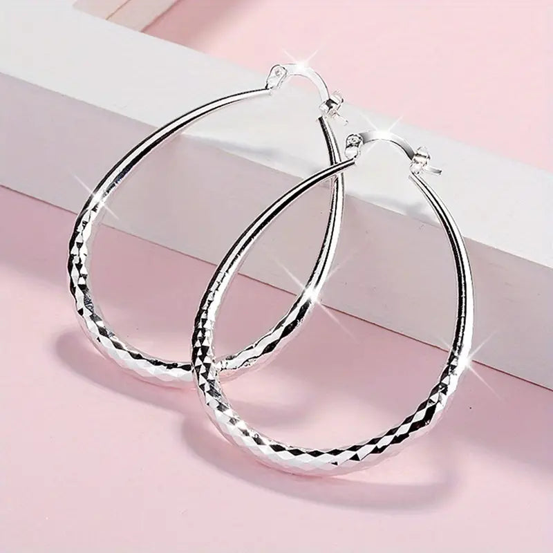 Scottie Hoop Earrings