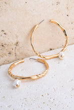 Eleanor Hoop Earrings