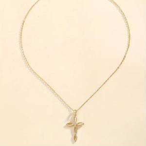 Hampton Cross Necklace