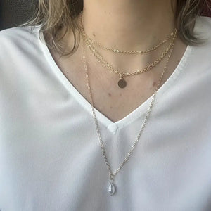 Thea Pearl Pendant Necklace