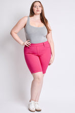 Winnie YMI Hyperstretch Shorts Curvy